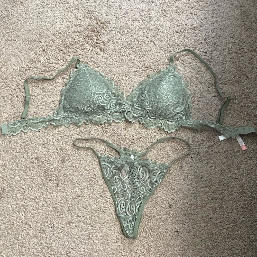 NWOT Bra and Pantie set